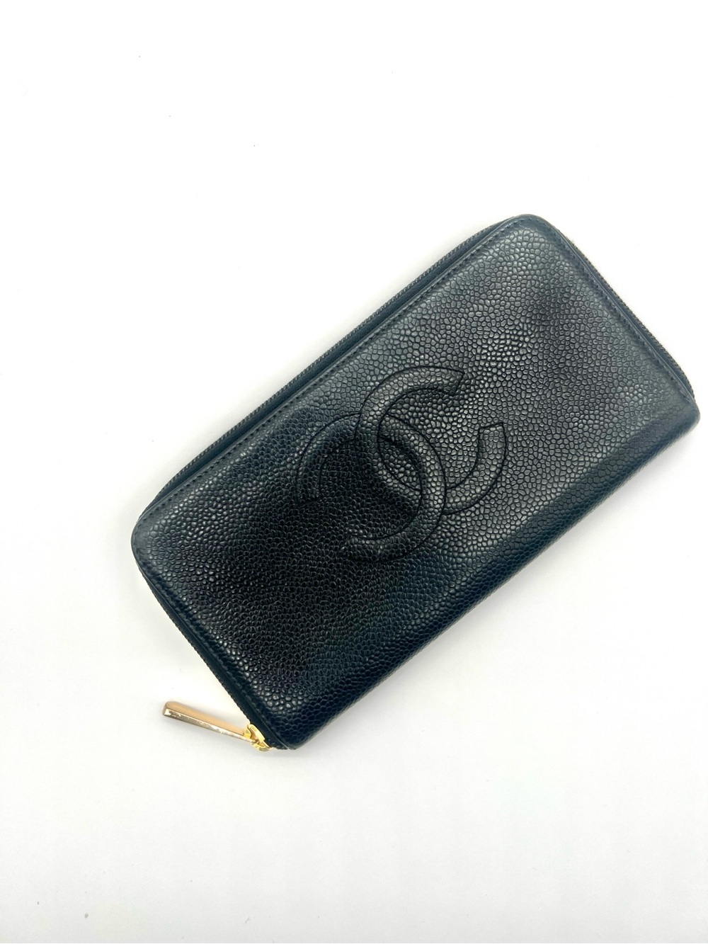 CHANEL Black Caviar Leather Zip Wallet with Embossed CC